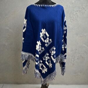 Peruvian Silver Threads Wool Vintage Poncho